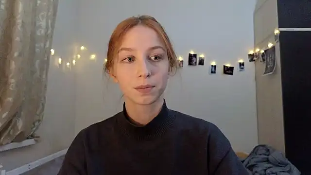 Mary Av online show from December 2024 04:34:01 PM