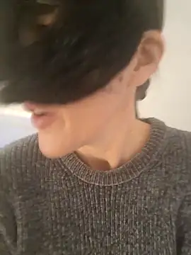 Snapshot of Hexe12346 chatting on February 2026 09:45:01 AM Hexe12346 online show from February 2026 09:45:01 AM