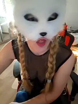 Snapshot of Hexe12346 chatting on March 2026 06:41:02 AM Hexe12346 online show from March 2026 06:41:02 AM