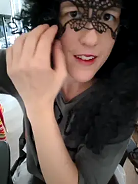 Snapshot of Hexe12346 chatting on April 2026 12:06:02 PM Hexe12346 online show from April 2026 12:06:02 PM