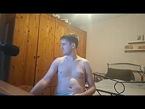 Snapshot of Loveme1902 chatting on January 2025 08:56:01 AM Loveme1902 online show from January 2025 08:56:01 AM