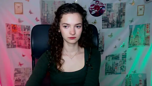  SusieSu  online show from April 2026 06:05:01 AM