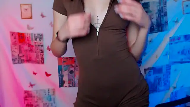  SusieSu  online show from July 2026 04:07:02 AM
