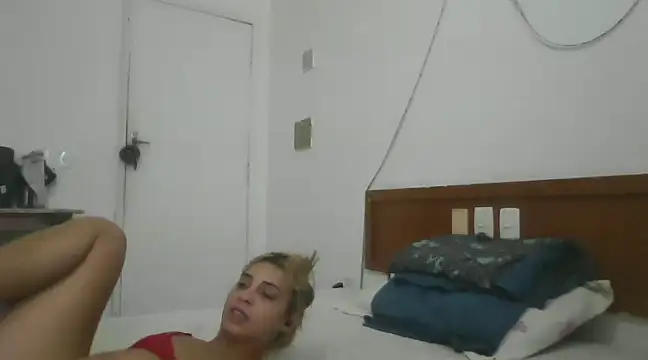 Gabrielleof online show from December 2024 01:08:02 PM