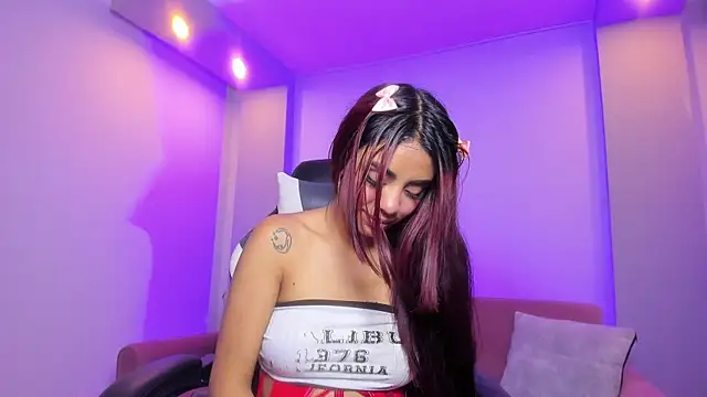 Tiffany sander online show from September 2025 03:29:01 AM