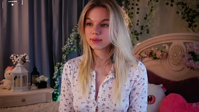 EdlinAlliston online show from November 2025 01:56:02 PM