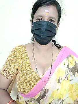 Snapshot of akshara_22 chatting on December 2024 12:44:02 PM akshara 22 online show from December 2024 12:44:02 PM