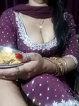 Snapshot of Anamika_Kapoor chatting on February 2025 10:17:02 PM Anamika Kapoor online show from February 2025 10:17:02 PM