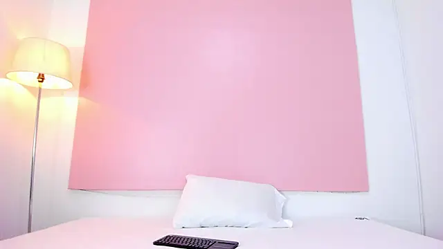 Snapshot of andyylove_jk chatting on October 2025 11:43:01 AM andyylove jk online show from October 2025 11:43:01 AM