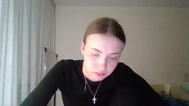 Snapshot of Sweety_Nika chatting on December 2024 11:25:02 PM Sweety Nika online show from December 2024 11:25:02 PM