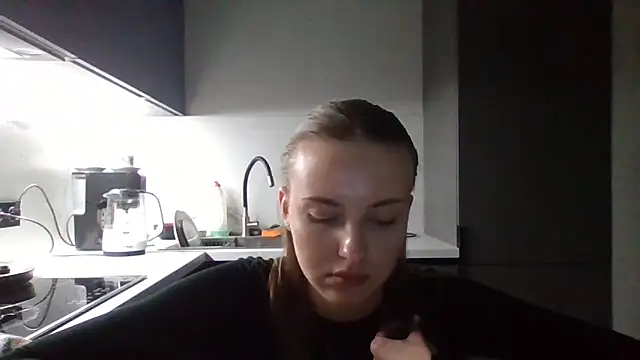 Snapshot of Sweety_Nika chatting on September 2025 08:23:02 PM Sweety Nika online show from September 2025 08:23:02 PM
