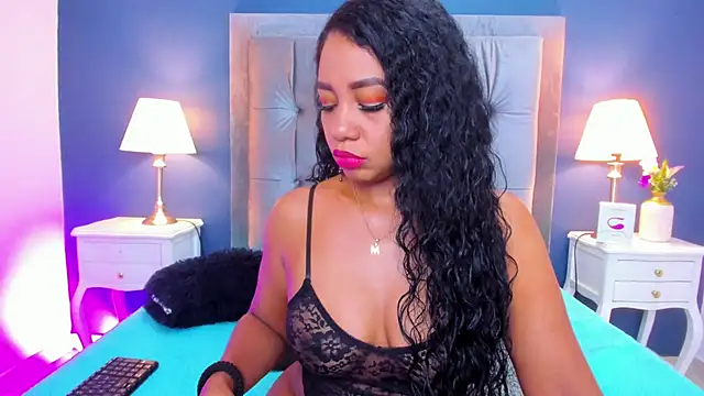 Snapshot of Kamila-Kane chatting on February 2025 07:46:01 PM Kamila-Kane online show from February 2025 07:46:01 PM