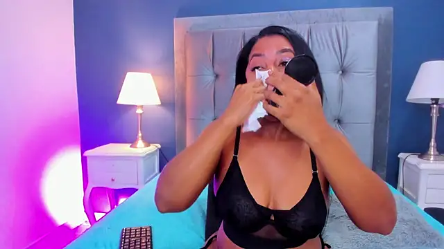 Snapshot of Kamila-Kane chatting on March 2025 02:01:02 AM Kamila-Kane online show from March 2025 02:01:02 AM