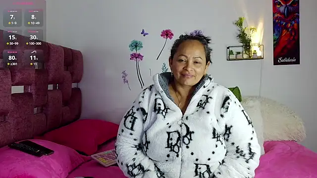 ScarletthJhonson- online show from April 2026 06:45:01 PM