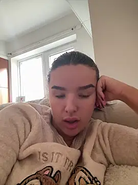 maisiesmithx online show from January 2025 01:52:02 PM