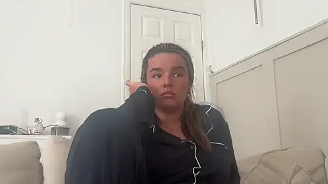 maisiesmithx online show from September 2025 11:37:02 AM