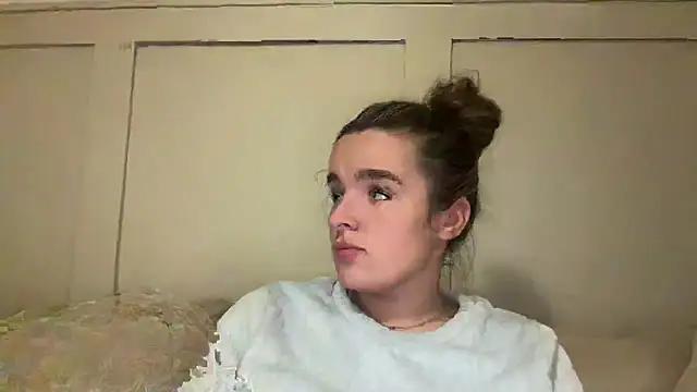 maisiesmithx online show from November 2025 08:10:01 PM