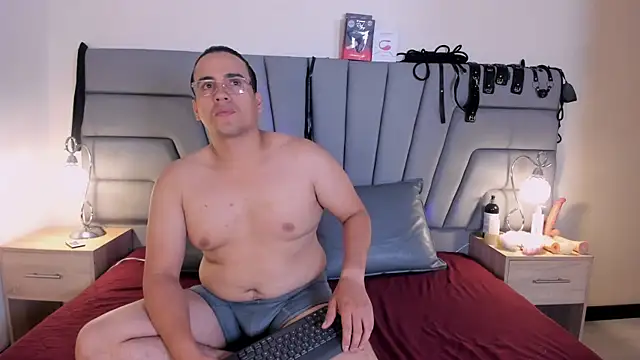 Vale n Matt online show from November 2025 03:49:02 AM