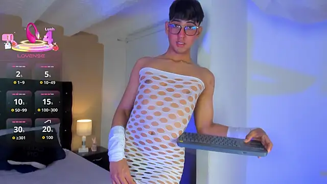 Dark hairy  online show from September 2025 04:38:02 AM