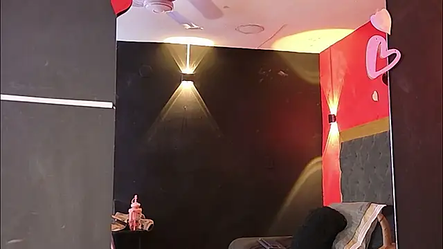 YayaHilton online show from March 2026 03:57:02 AM