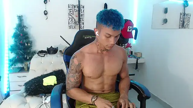 Snapshot of Leonard_Price chatting on February 2025 09:53:02 AM Leonard Price online show from February 2025 09:53:02 AM