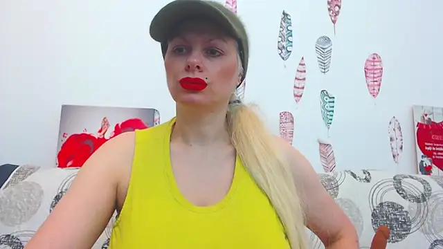 ForeverBarbie  online show from December 2025 02:16:02 AM