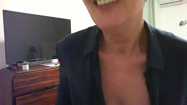   Angel78   online show from March 2025 01:51:01 PM