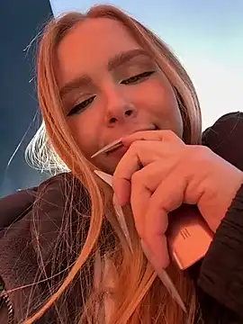 mur girl online show from March 2025 11:42:01 AM