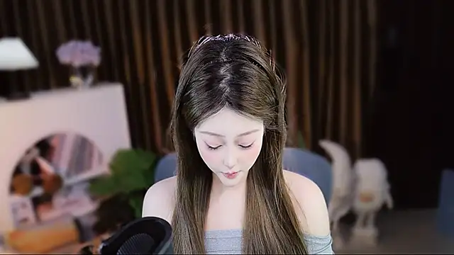 Arwyn-rr online show from April 2026 11:57:02 AM