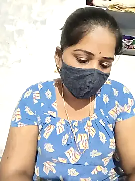 Snapshot of MaaliiiPonuTamil chatting on February 2025 07:56:02 AM MaaliiiPonuTamil online show from February 2025 07:56:02 AM
