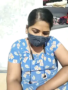 Snapshot of MaaliiiPonuTamil chatting on February 2025 05:29:01 PM MaaliiiPonuTamil online show from February 2025 05:29:01 PM
