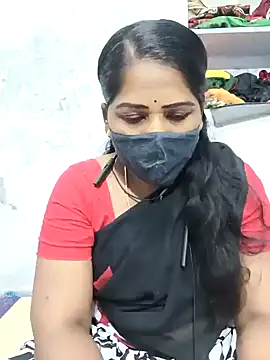 Snapshot of MaaliiiPonuTamil chatting on February 2025 04:55:01 PM MaaliiiPonuTamil online show from February 2025 04:55:01 PM