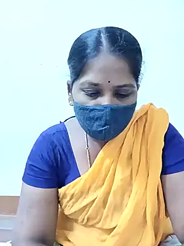 Snapshot of MaaliiiPonuTamil chatting on February 2025 04:53:02 PM MaaliiiPonuTamil online show from February 2025 04:53:02 PM