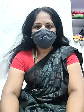 Snapshot of MaaliiiPonuTamil chatting on February 2025 01:33:01 AM MaaliiiPonuTamil online show from February 2025 01:33:01 AM