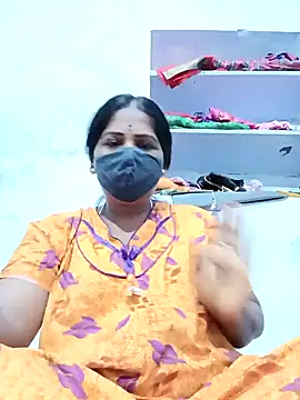 Snapshot of MaaliiiPonuTamil chatting on February 2025 01:10:02 PM MaaliiiPonuTamil online show from February 2025 01:10:02 PM
