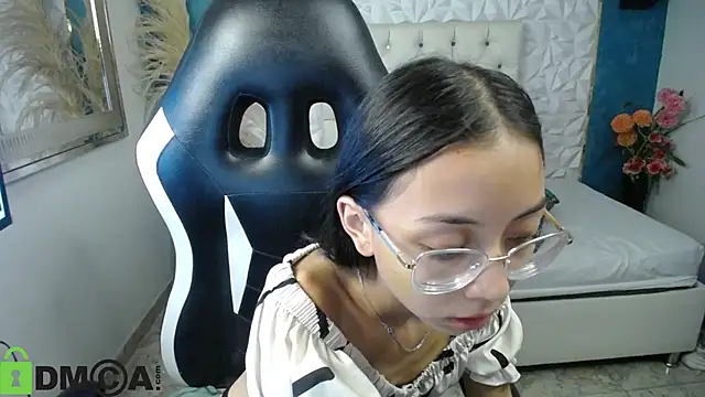 NathaliaSweet 11 online show from March 2025 05:04:02 PM