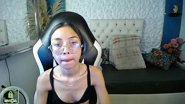 NathaliaSweet 11 online show from March 2026 02:13:01 PM