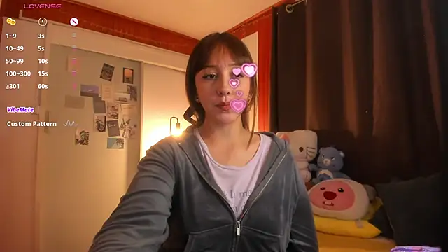 Snapshot of HeyTati chatting on May 2026 03:48:01 AM HeyTati online show from May 2026 03:48:01 AM