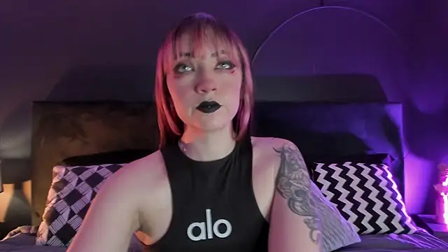 Snapshot of Aylen_darkmoor chatting on February 2025 07:45:02 PM Aylen darkmoor online show from February 2025 07:45:02 PM