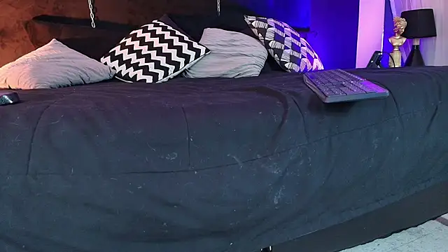 Snapshot of Aylen_darkmoor chatting on October 2025 07:58:01 PM Aylen darkmoor online show from October 2025 07:58:01 PM