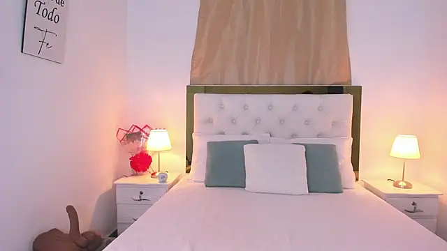 SofiaBosch online show from September 2025 12:55:02 AM