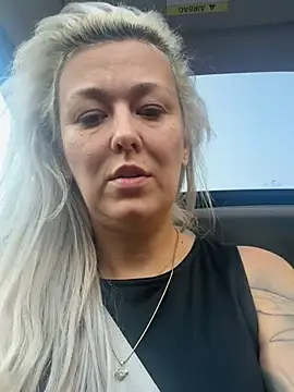 Snapshot of Alicia007 chatting on August 2026 04:33:01 AM Alicia007 online show from August 2026 04:33:01 AM