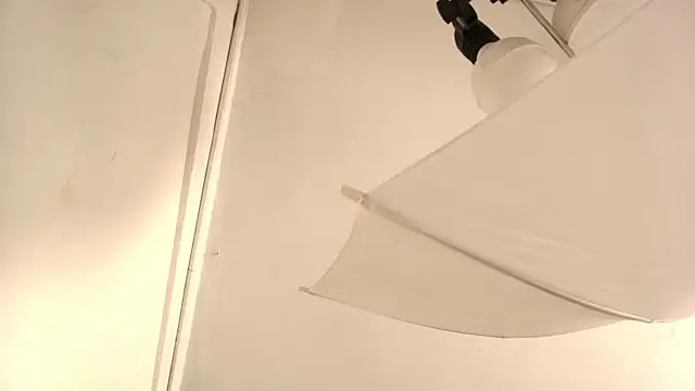 Snapshot of DannaDooll99 chatting on January 2026 05:27:02 PM DannaDooll99 online show from January 2026 05:27:02 PM