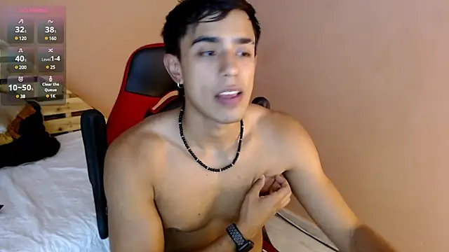 karlgiles  online show from February 2025 05:47:02 PM