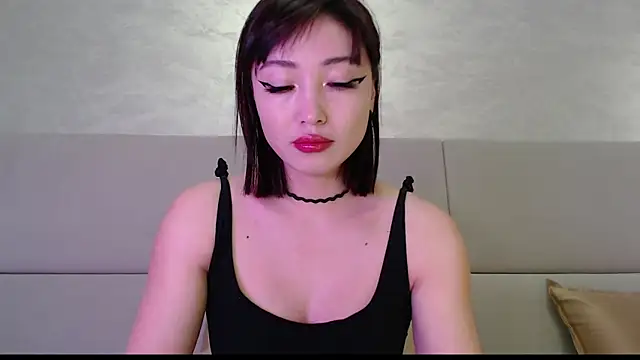 MiaRie online show from November 2025 04:15:01 AM