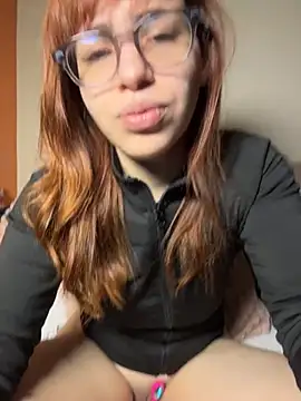 AgnesCampp online show from June 2026 07:34:01 PM