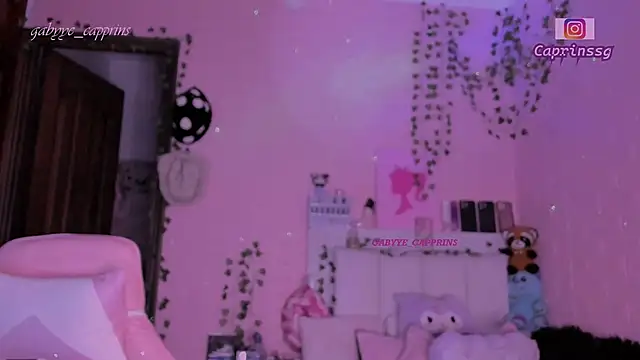 gabyye capprins online show from February 2026 12:07:01 AM