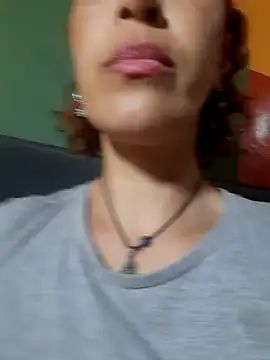 Snapshot of Mardul-ce chatting on November 2025 10:58:02 PM Mardul-ce online show from November 2025 10:58:02 PM