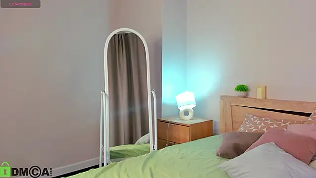 Cherry Price online show from February 2026 11:36:02 PM