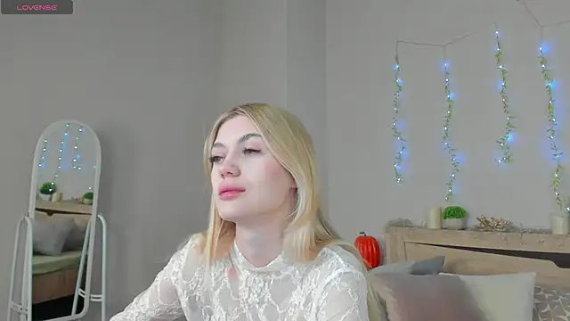 Cherry Price online show from May 2026 10:49:02 PM